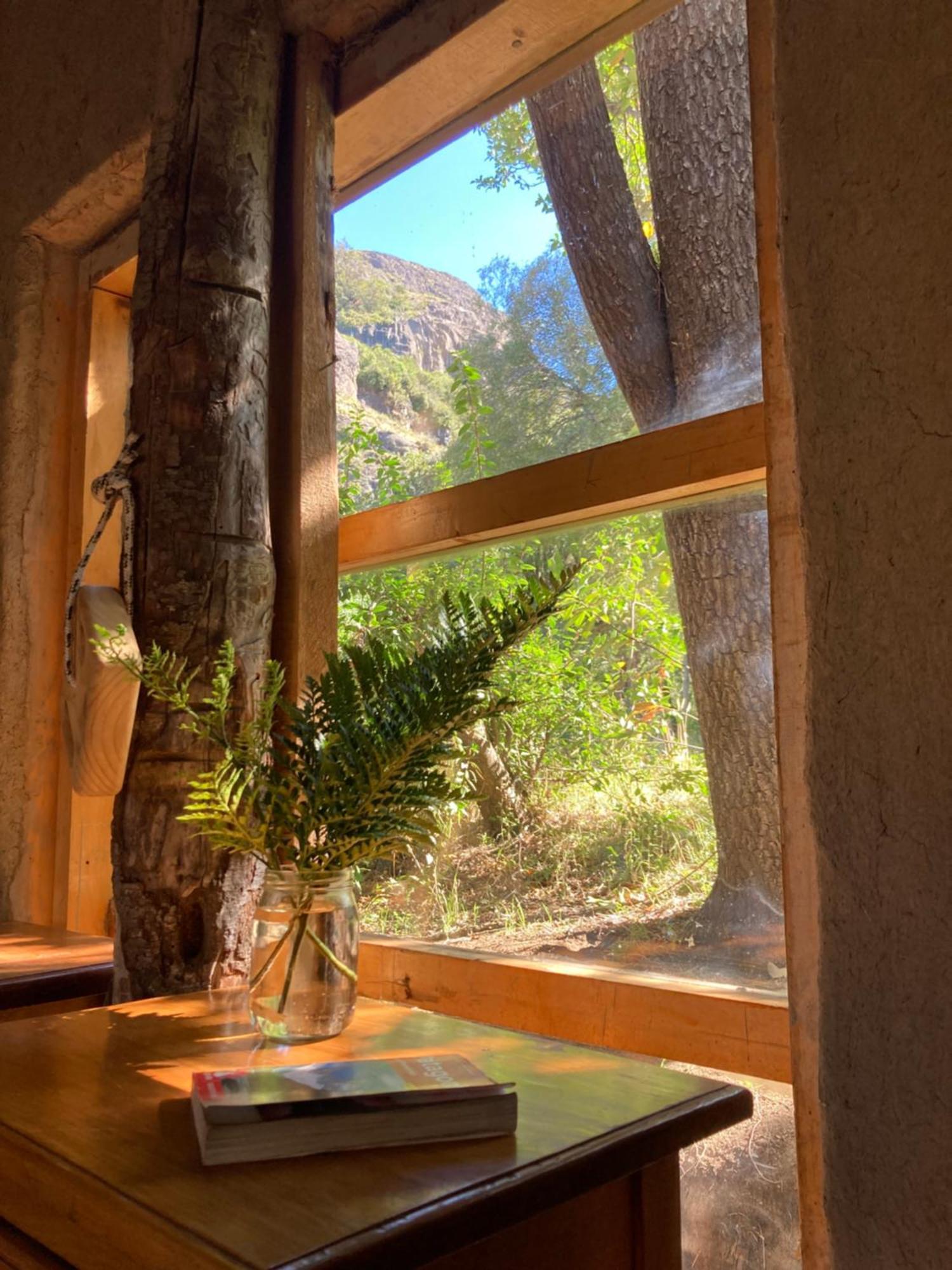 Refugio Casa Piedra Hotel Puerto Ingeniero Ibanez Екстериор снимка